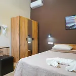 Mulberry * Skála Marión