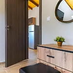 Mulberry アパート *